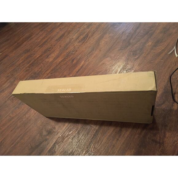 Razer Ornata V3 TKL - Hello‎ Kitty Edition - NEW IN BOX - Picture 4 of 11